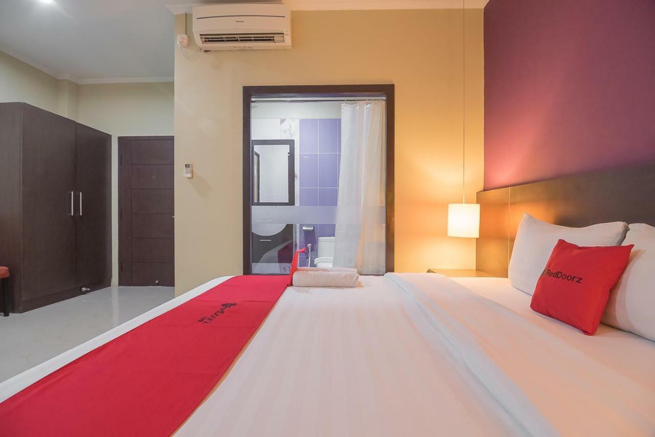 Reddoorz Plus @ Tanjung Pandan Belitung 2 Dış mekan fotoğraf
